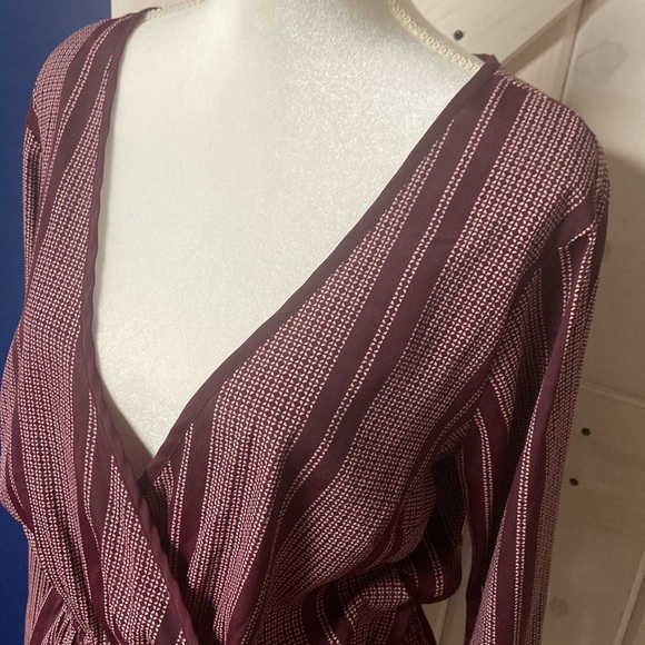 Band of Gypsies Bell Sleeve Romper, Large - Picture 3 of 7